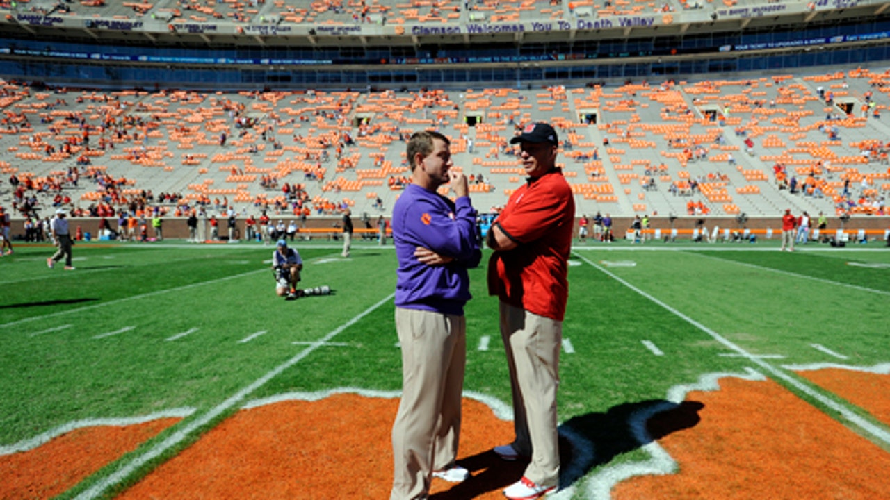 Clemson LB Boulware won't change approach vs. Wolfpack